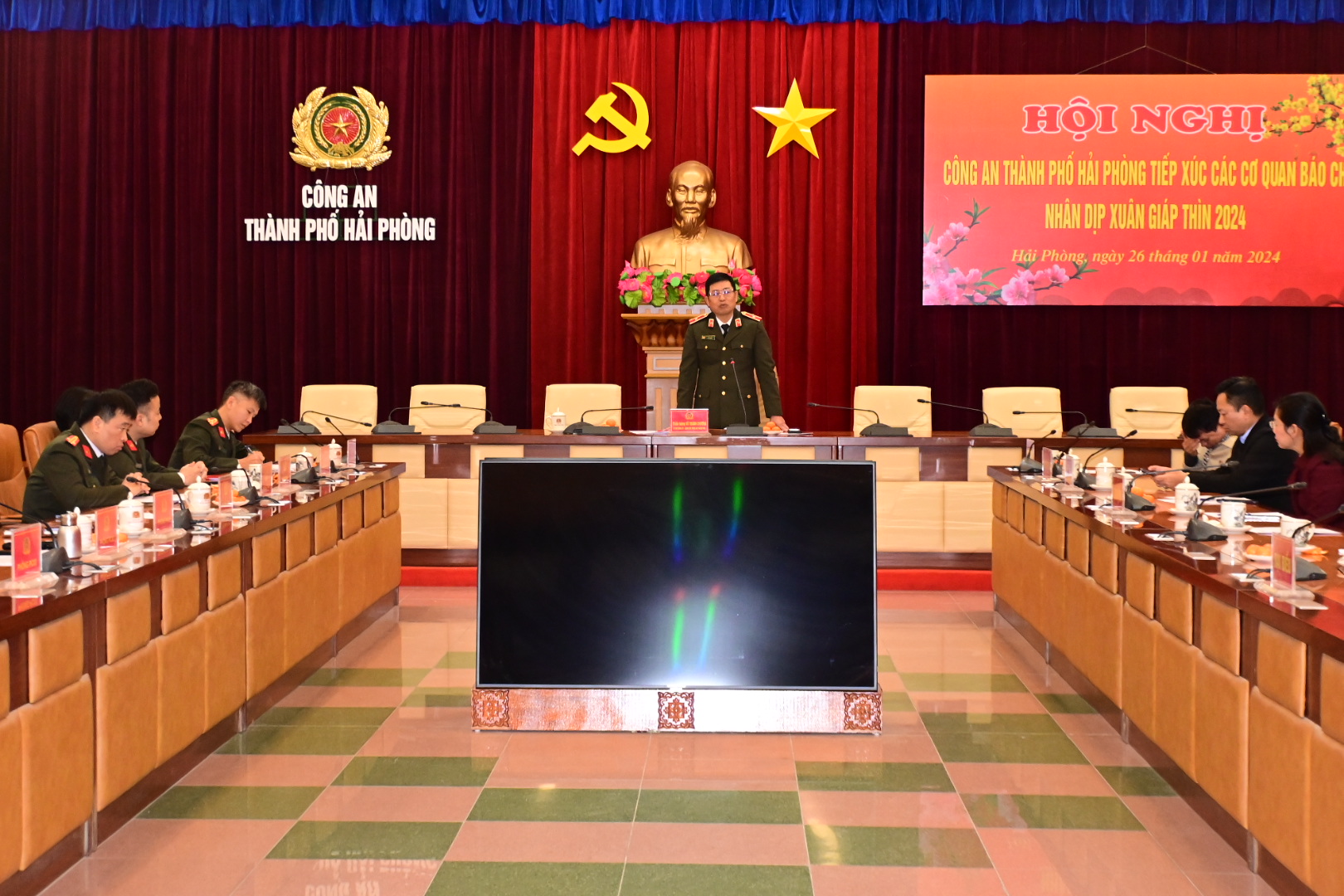 Công an thành phố tiếp xúc các cơ quan báo chí nhân dịp Xuân Giáp Thìn – 2024